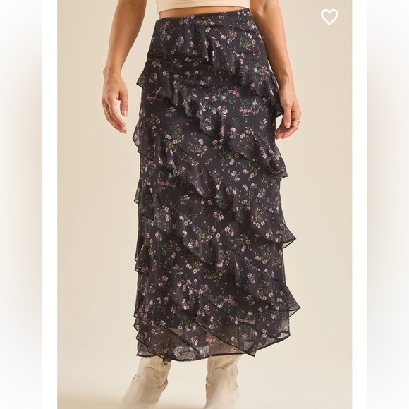 Altar'd State Dresses & Skirts - New with tags Altar’d state calanthe asymmetrical floral skirt